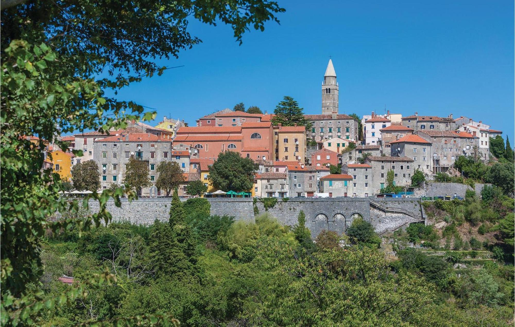 Awesome Apartment In Labin With Wifi Raša Dış mekan fotoğraf