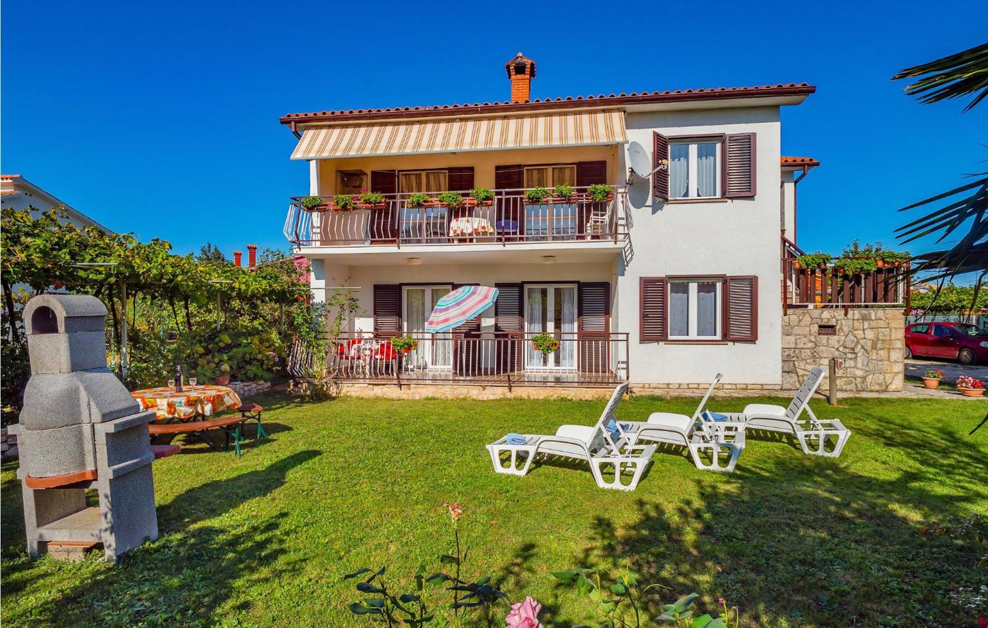 Awesome Apartment In Labin With Wifi Raša Dış mekan fotoğraf